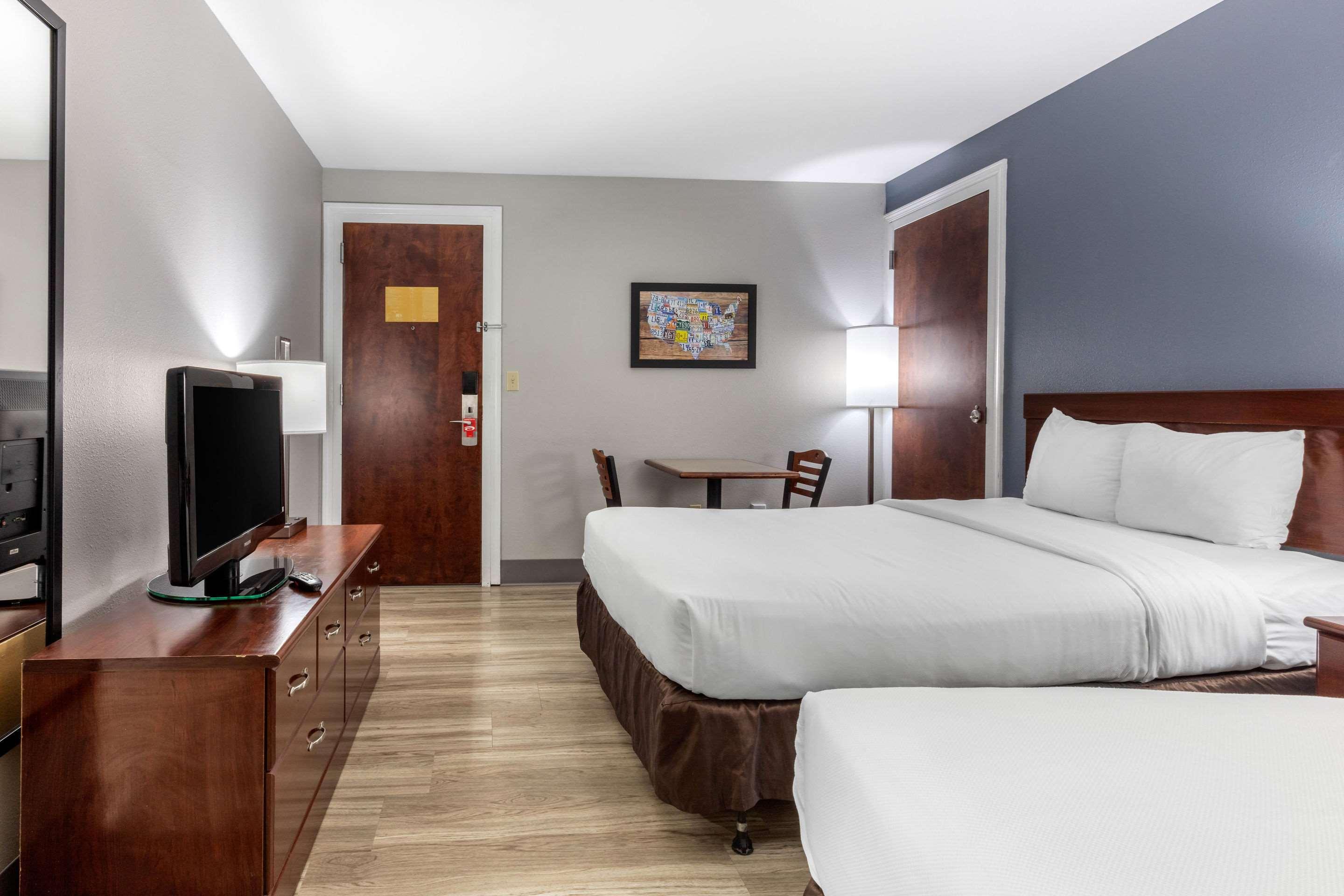 Quality Inn & Suites Demopolis Exterior foto