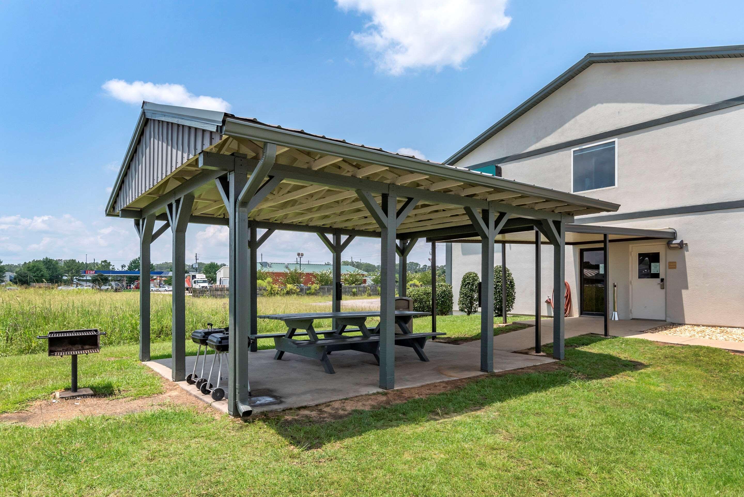 Quality Inn & Suites Demopolis Exterior foto